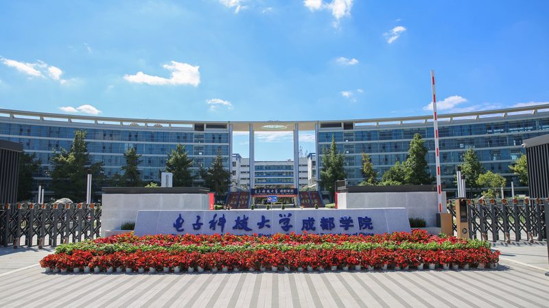 PCB板设计文件是PCBA打样的基础，主要包括以下内容：